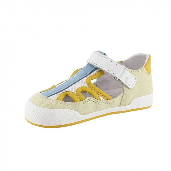Sandalias cerradas barefoot Blanditos Estela Amarillo