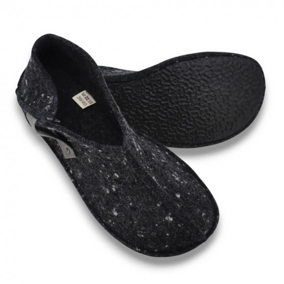 Zapatillas de casa barefoot OmaKing fieltro cerrado Negro
